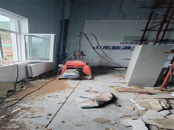 荔湾地基基础下沉墙体裂缝加固注浆顶升施工